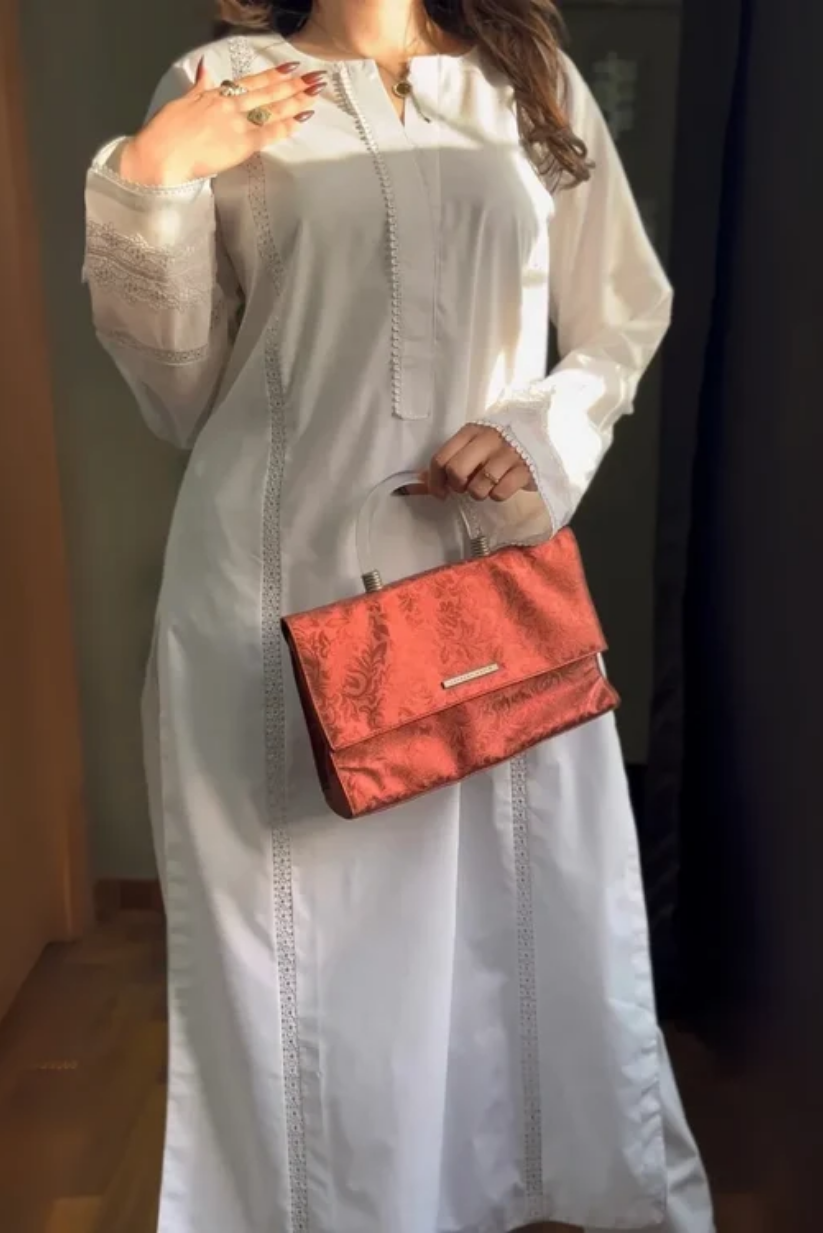 Serenaya White 2PC Stitched