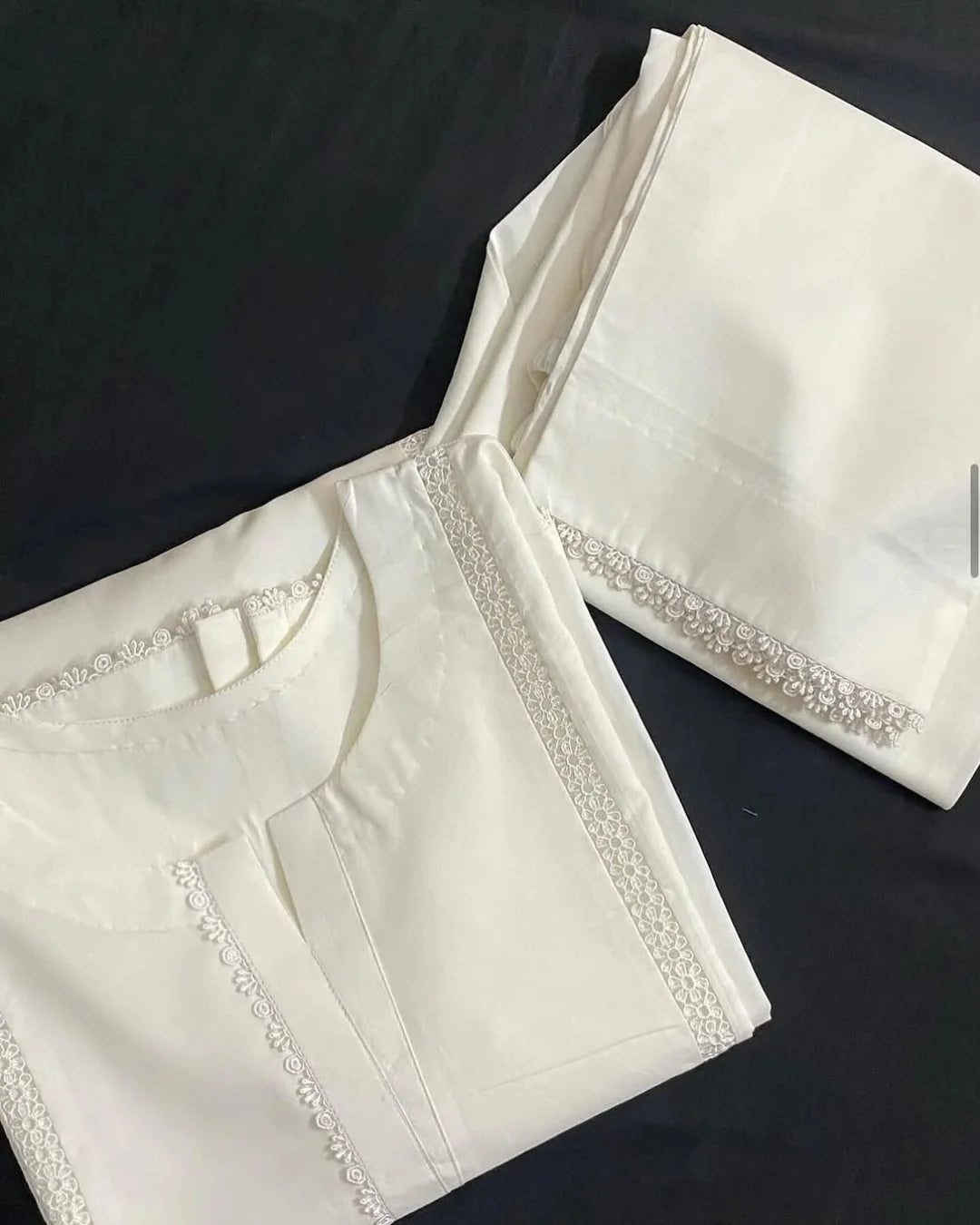 Serenaya White 2PC Stitched