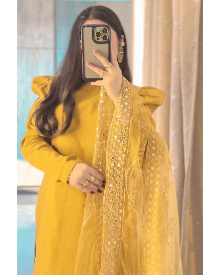 Yasmin Farshi 3PC