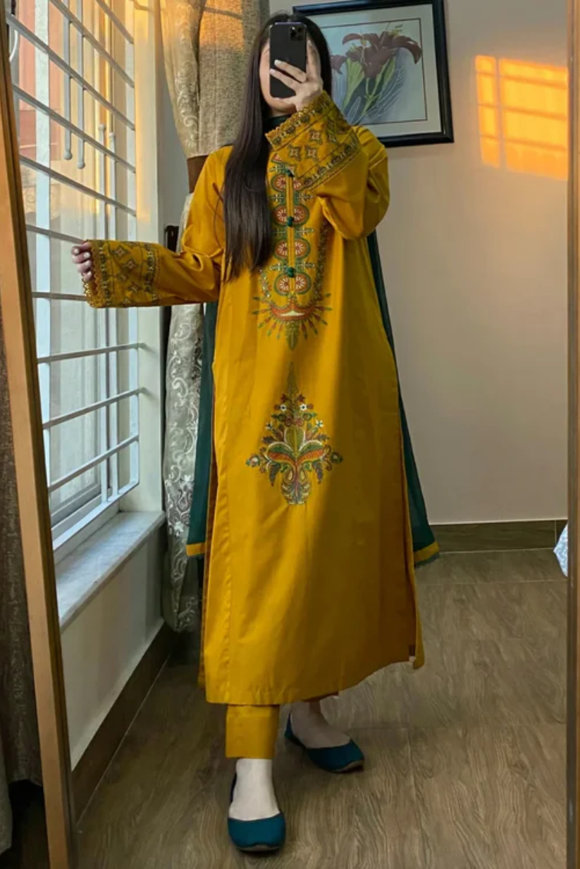 Zuni Mustard 3PC Stitched