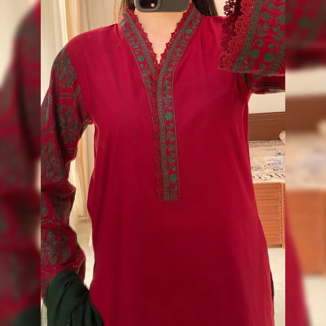 Crimson Allure 3PC Stitched